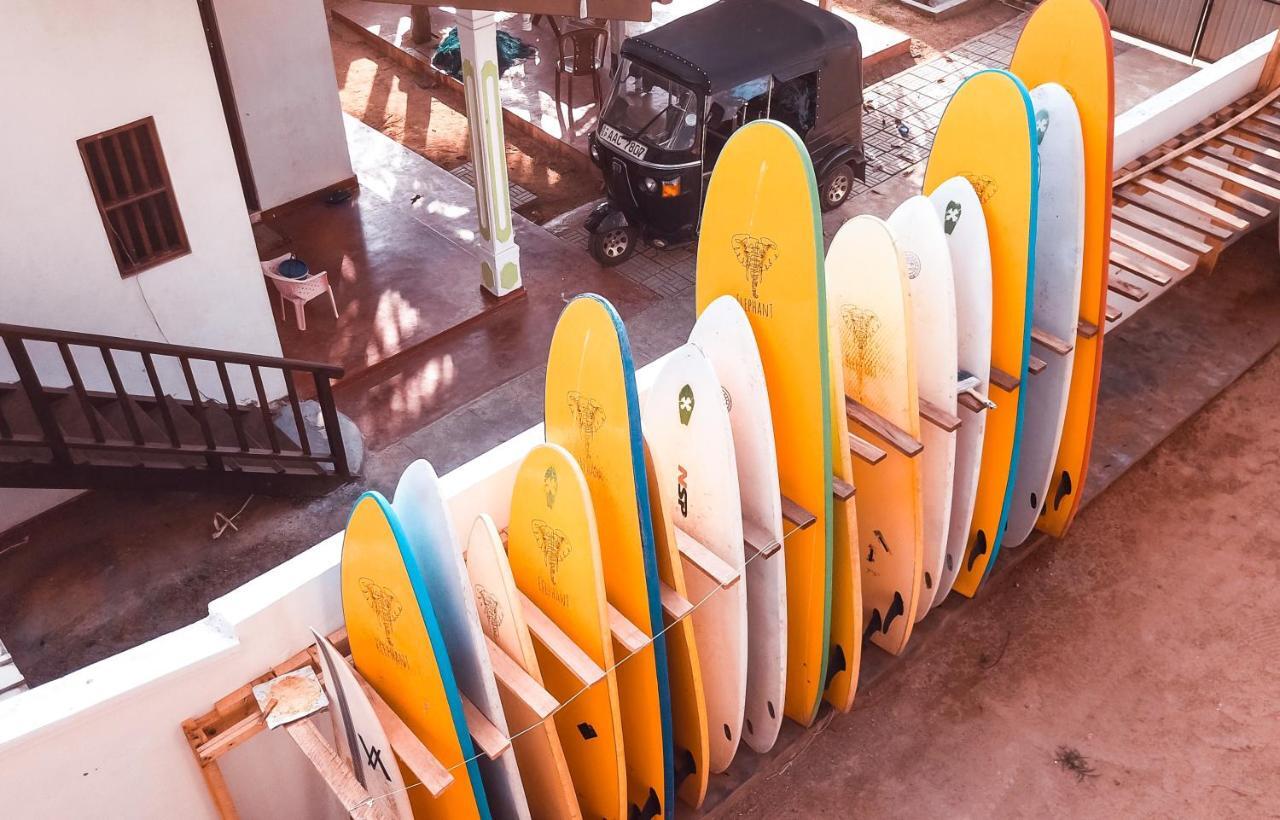韦利格默Lucky'S Surf Camp住宿加早餐旅馆 外观 照片